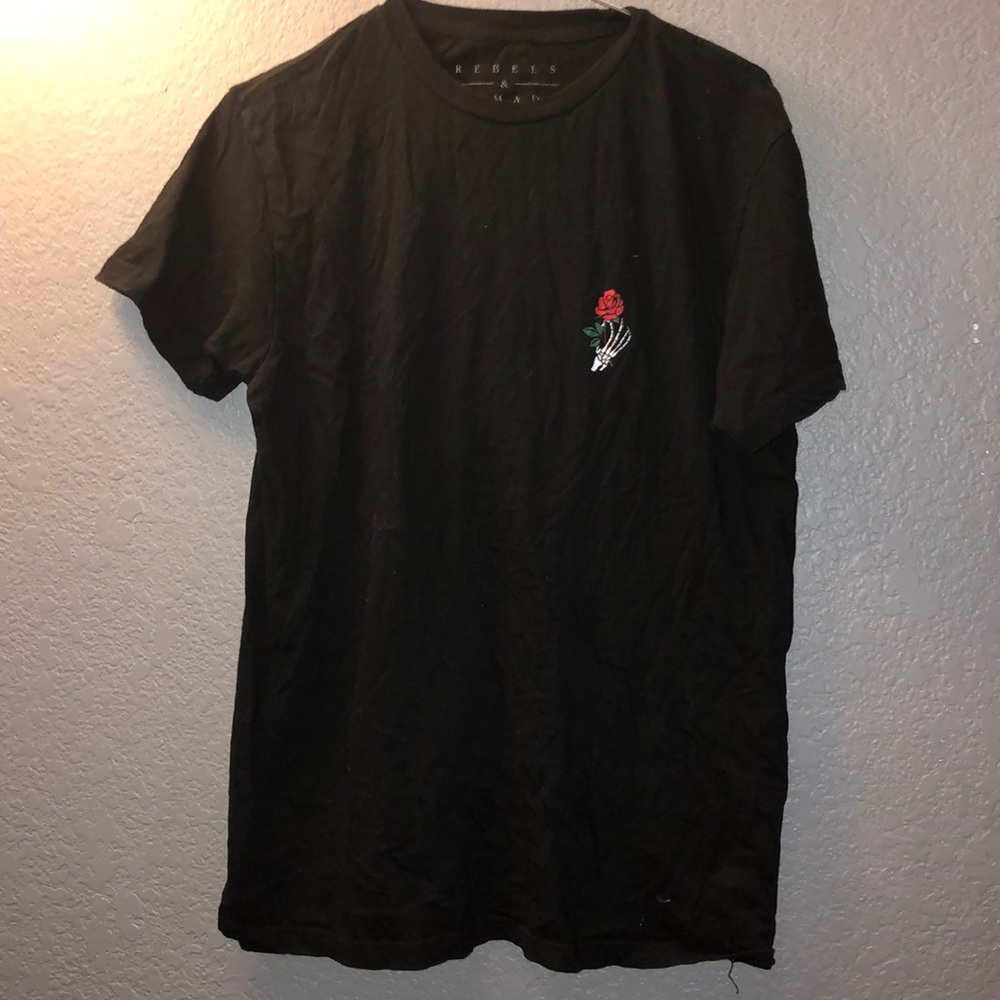 skeleton holding roseshirt